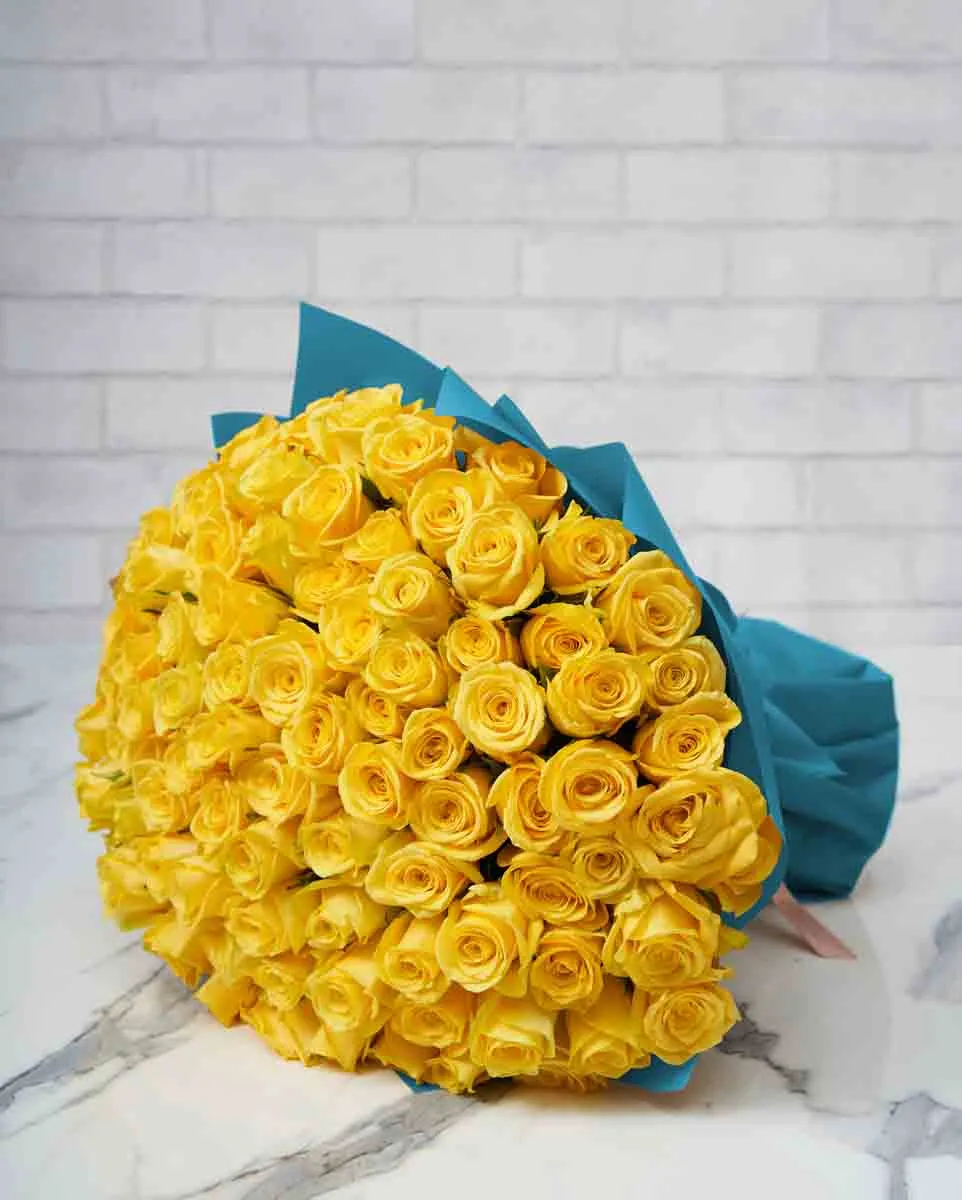 100 yellow roses blue wrap