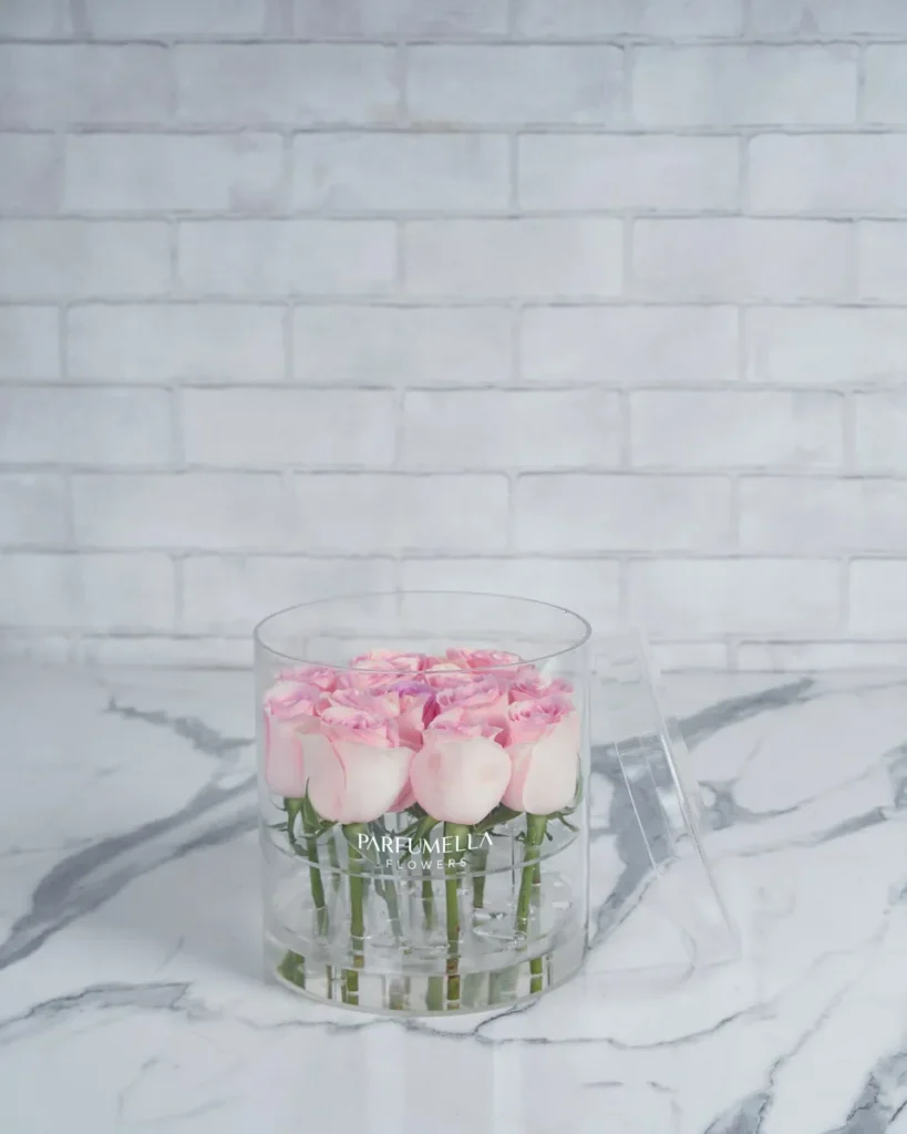 13 Love light pink 13 stems Edited