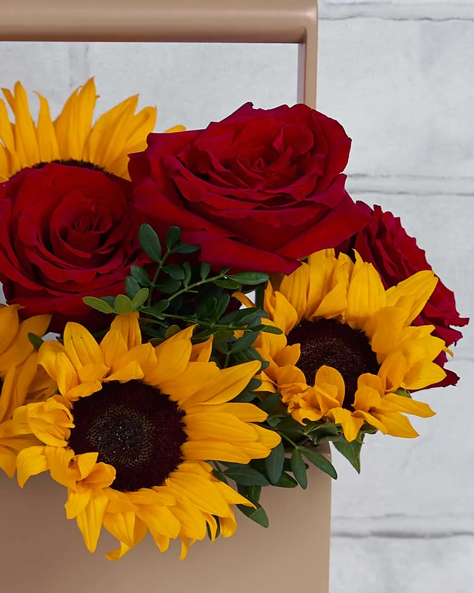 My Happiness tollbox Combination of Sunflowers and Red Roses Details