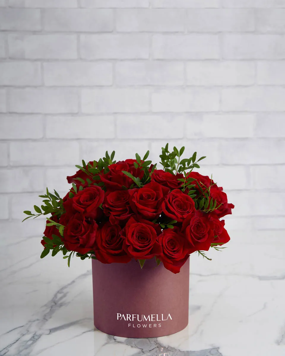 think love medium Pink