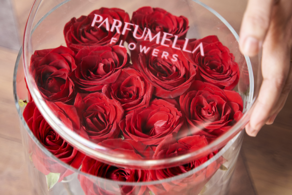 How To Celebrate Valentine's Day In Dubai UAE With Budget Flowers