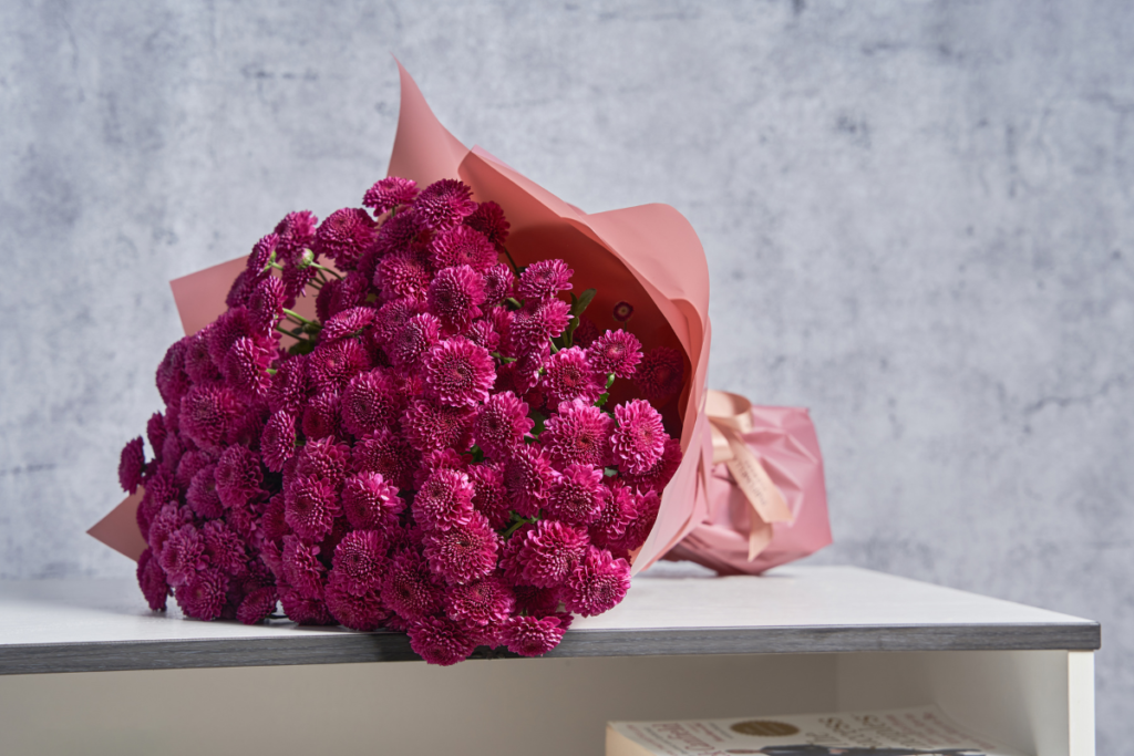 How To Celebrate Valentine's Day In Dubai With Budget Flowers Chrysanthemums