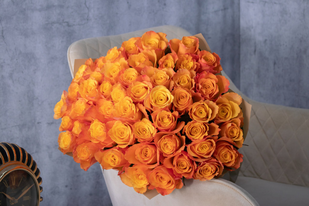 Best Anniversary Gifts For Her Flowers, Perfumes And More Dubai