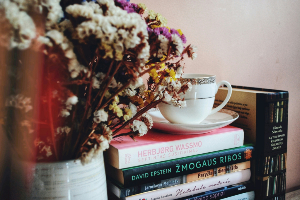 Thoughtful Housewarming Gift Ideas  Dubai